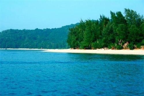 Các điểm du lịch biển gần Hà Nội giá rẻ ảnh 3